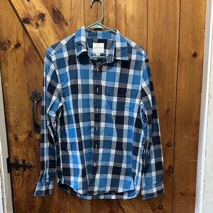3/$20 bundle deal!!!! 
American Eagle Outfitters Navy and Light Blue Plaid Shirt